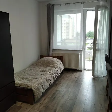 Apartament Nowe Wyposazone Mieszkanie Blisko Centrum Dla 4-os *