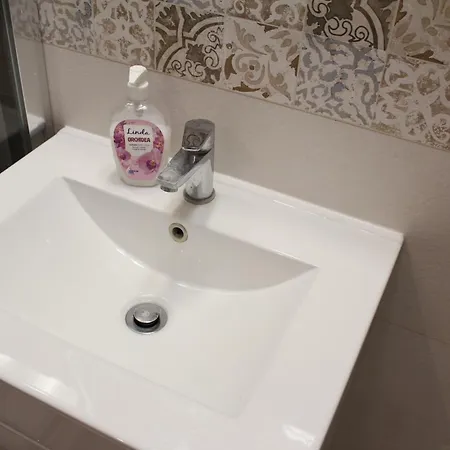Appartamento Nowe Wyposazone Mieszkanie Blisko Centrum Dla 4-os
