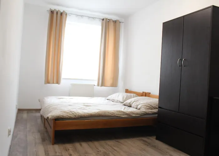 Nowe Wyposazone Mieszkanie Blisko Centrum Dla 4-os *