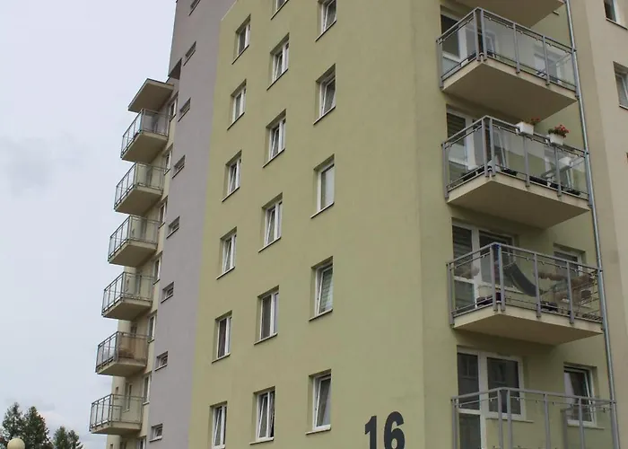 Nowe Wyposazone Mieszkanie Blisko Centrum Dla 4-os