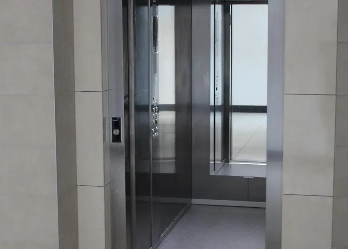 Nowe Wyposazone Mieszkanie Blisko Centrum Dla 4-os Appartement