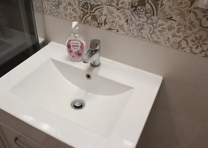 公寓 Nowe Wyposazone Mieszkanie Blisko Centrum Dla 4-os